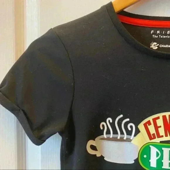 Friends T-Shirt Central Perk Graphic Print Cropped Fitted Y2K Baby Tee Black XS - Picture 7 of 16